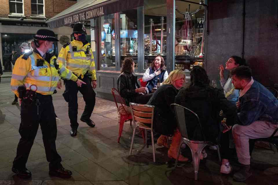 Police told drinkers to get ready to pack up and go home as the time neared 10pm