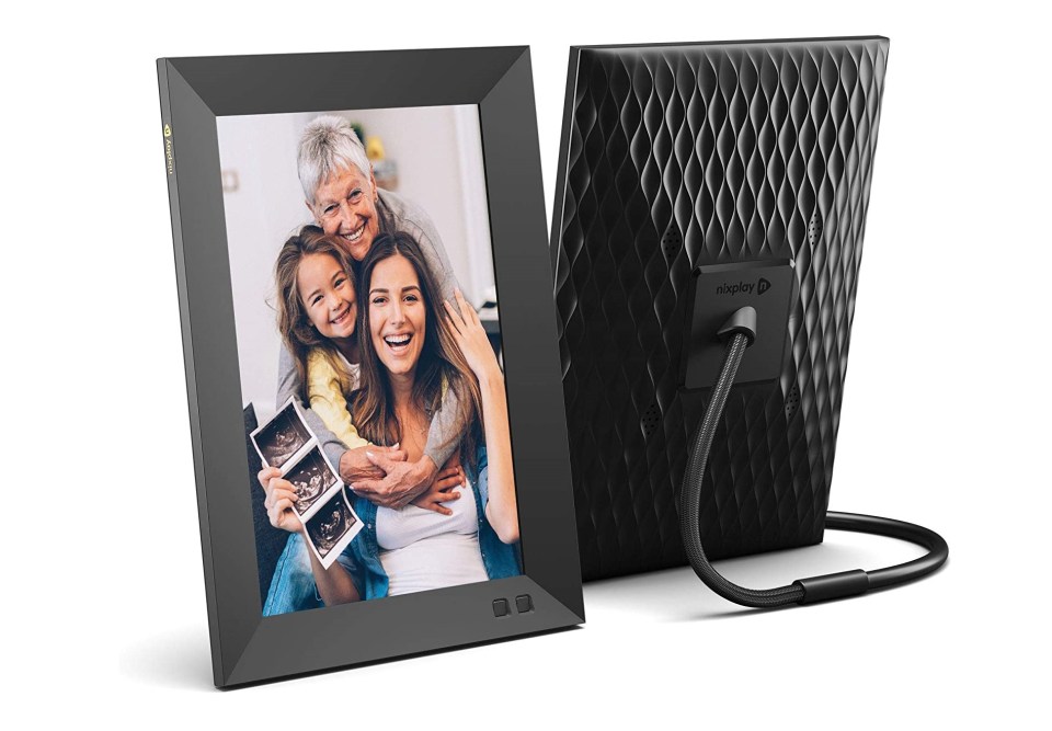  Nixplay has several digital photo frame models to choose from.