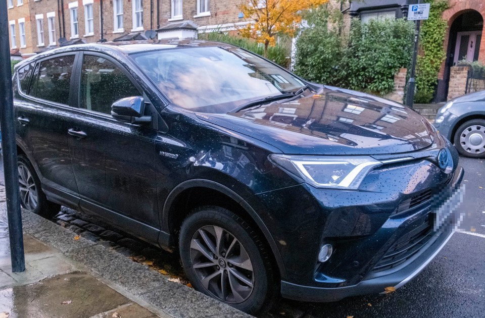 Photos show Sir Keir Starmer's Toyota Rav 4 SUV with a large dent in the side