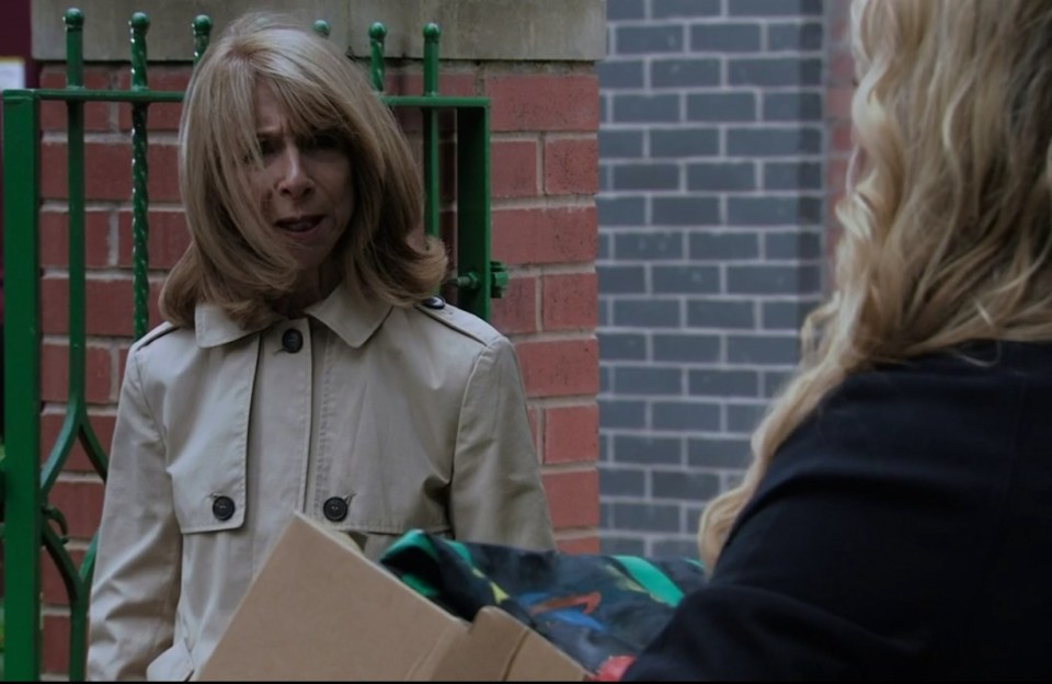 It wasn't long before Gail came over to stick her oar in