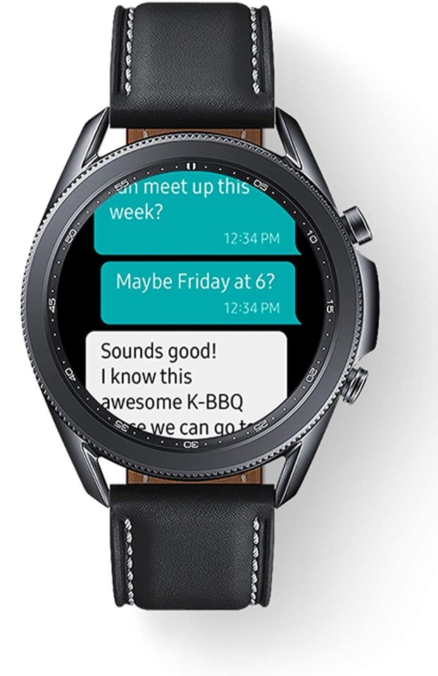 The watch allows you to answer messages from your wrist