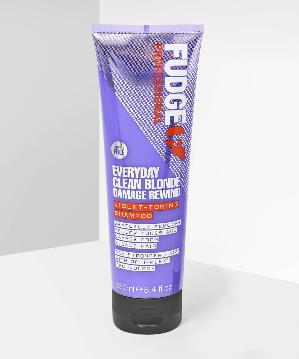 Fudge Professional Everyday Clean Blonde Damage Rewind Violet-Toning Shampoo