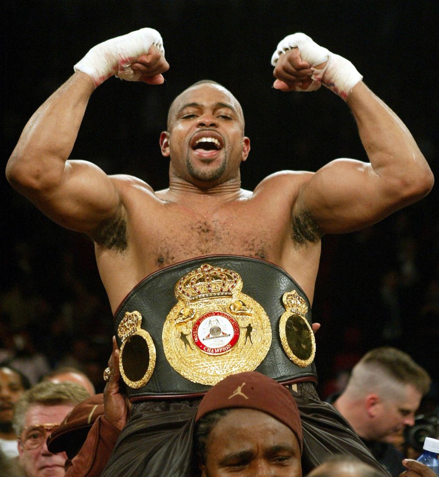 Jones called to fight Tyson in 2003 after he won the heavyweight belt 