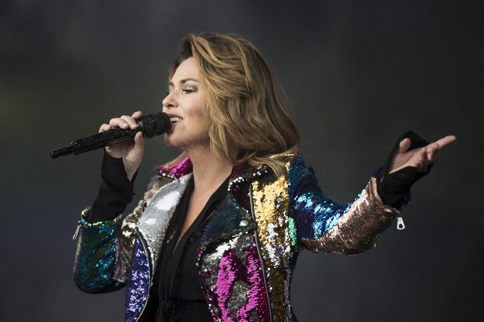 Shania became the best-selling female country music artist of all time