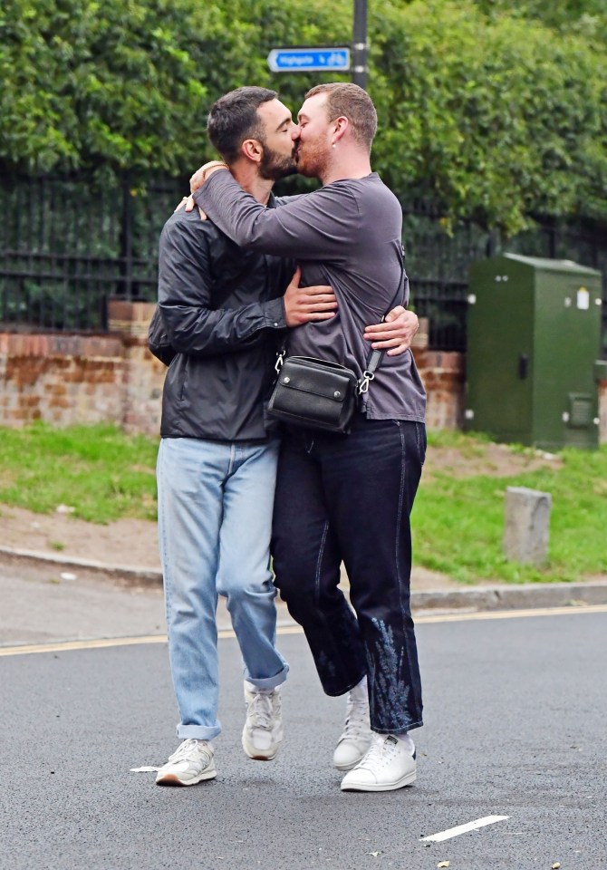 Sam Smith sharing a snog with Francois Rossie