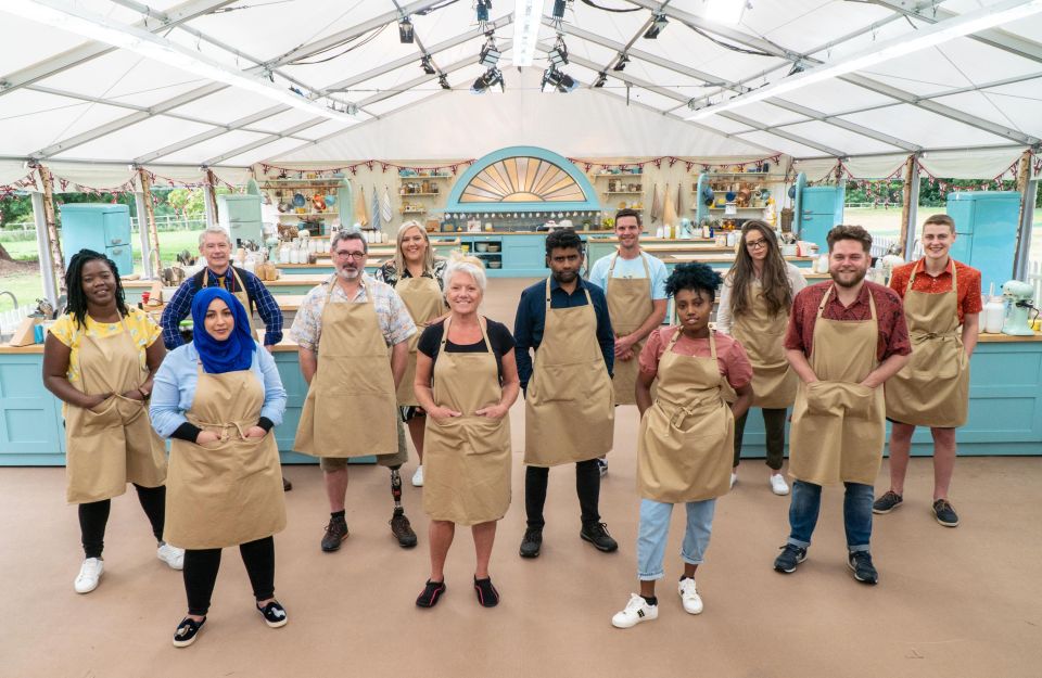 Mark was excited to meet the other contestants, hoping to befriend some fellow bakers