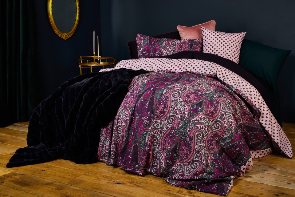 Go ultra glam with Primark’s new dark and dreamy bedroom range, mixing bright colours with dark backdrops