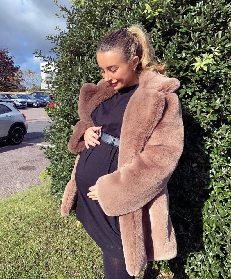 Dani is expecting her first baby with boyfriend Sammy Kimmence