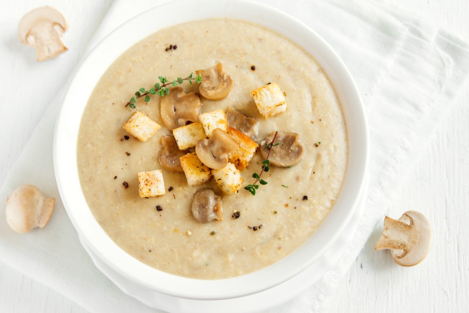 Slice and fry mushrooms for decoration 