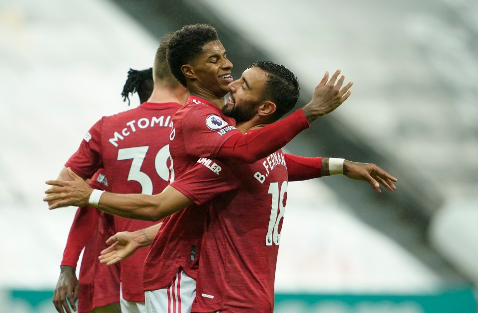 Rashford and Fernandes celebrate