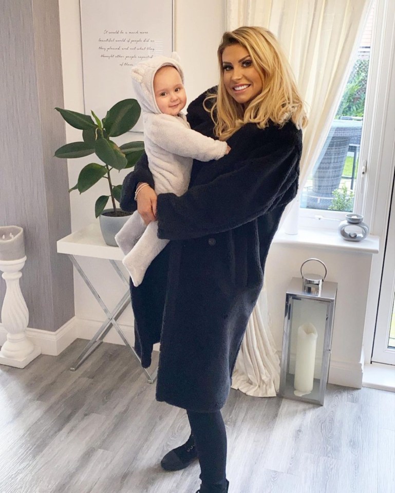 The cleaning guru and mum-of-one has over 3.8 million followers on Instagram