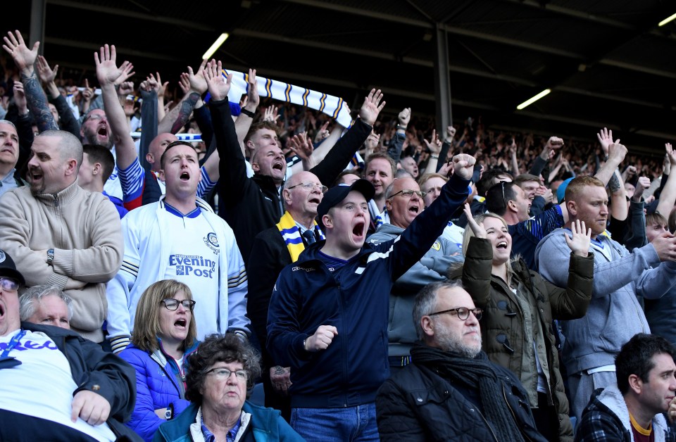 Bielsa believes all clubs must be allowed fans or none at all