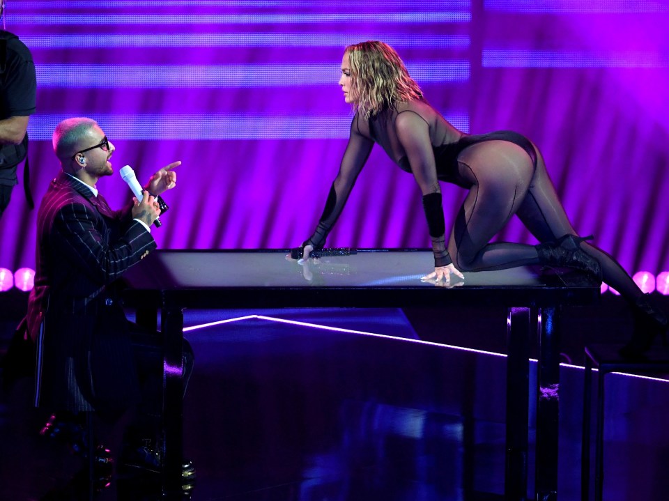 Viewers claimed J-Lo ripped off a performance by Beyonce as she performed with Maluma 