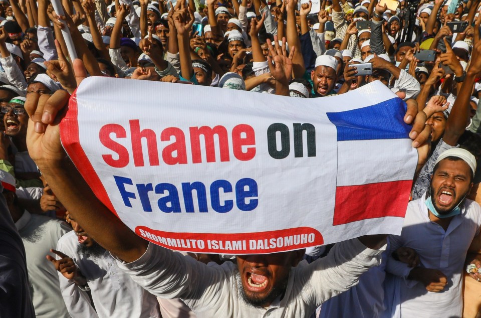 People gather as Islamist political party of Bangladesh protest France