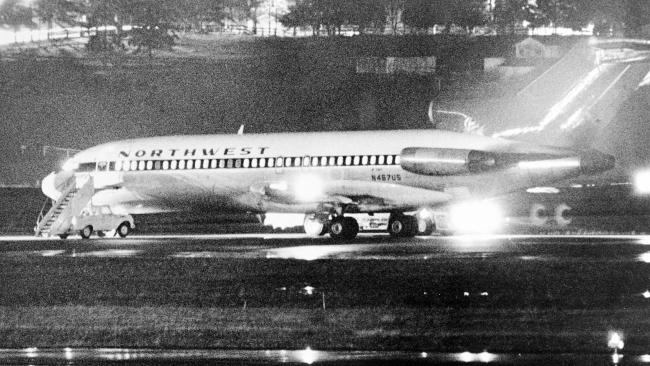 The hijacked Boeing 727 at Seattle-Tacoma Airport