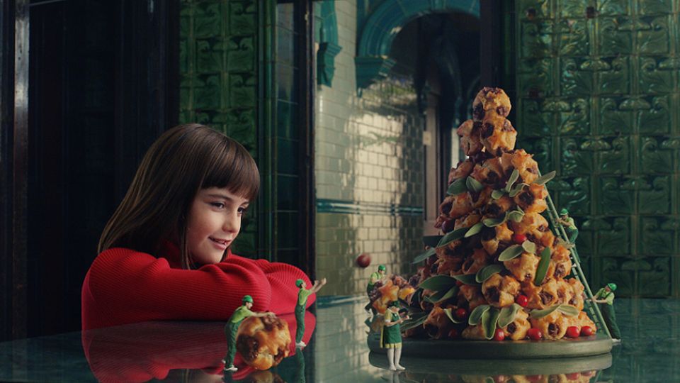 The makers of this commercial took inspiration from Willy Wonka's chocolate factory