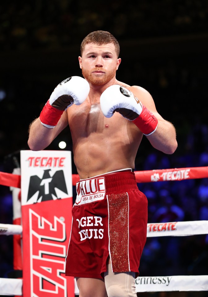 Canelo Alvarez is in talks to fight Callum Smith