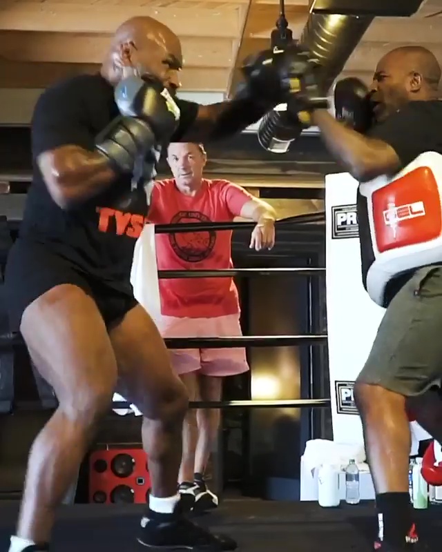 Mike Tyson looks fighting fit ahead of his comeback