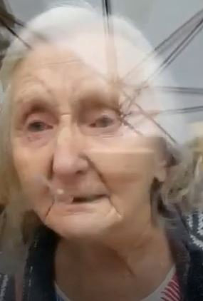 The 85-year-old started to cry after Tracy told her that she couldn't enter the care home 