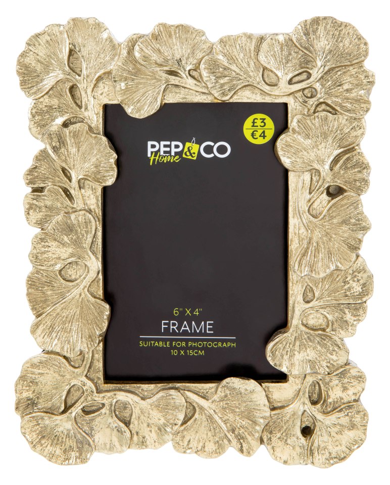 Add a touch of elegance with this £3 Poundland frame