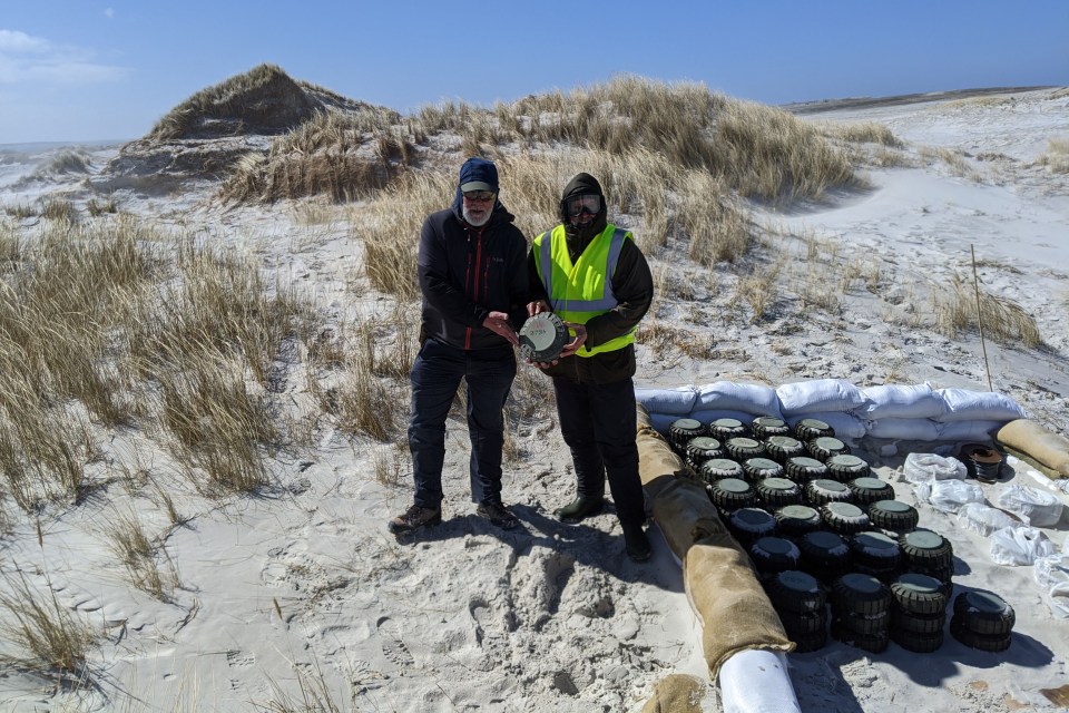 An islander will detonate 20 anti-tank devices in a symbolic final blast