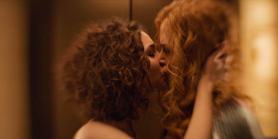 Nicole shares a lesbian kiss in Sky Atlantic’s The Undoing