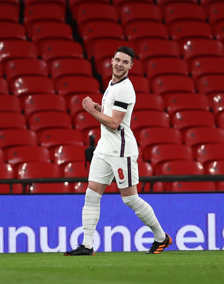 Declan Rice celebrates scored his first goal for his country