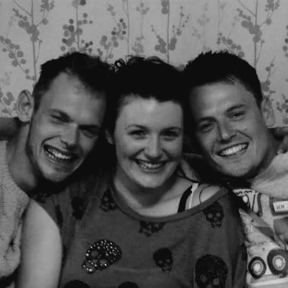 Ross, left, with his sister, Toni, and brother, Dean