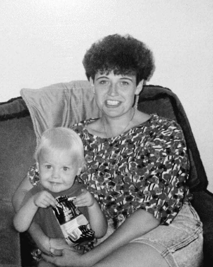 His mum Tracy Davies, 57, is calling for better mental health support for young people with terminal illness. She is pictured with Ross as a child