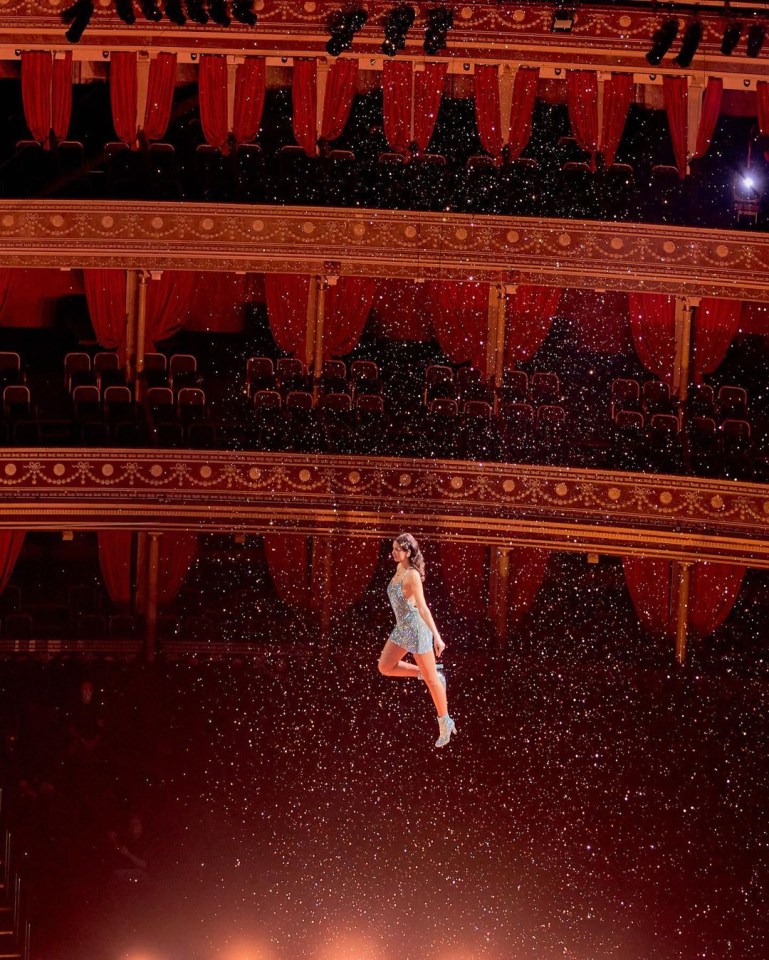 Dua Lipa literally levitated as she performed 'Levitating' from London’s Royal Albert Hall