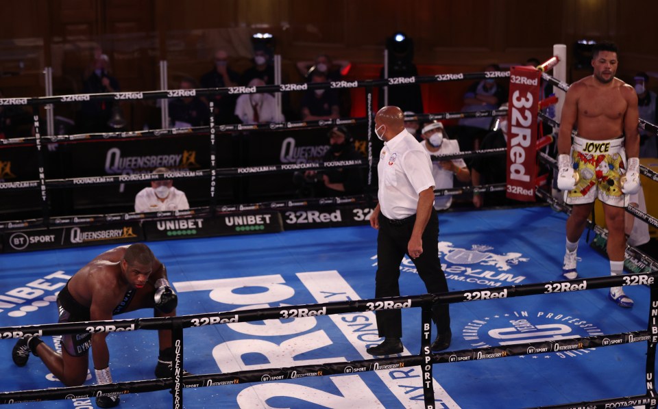 Dubois took a knee in the tenth round before he was counted out