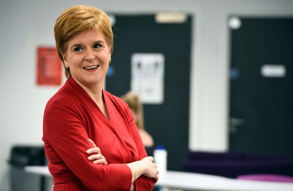 Does Nicola Sturgeon fancy herself as Nicola, Queen of Scots in her post-independence fantasy world?