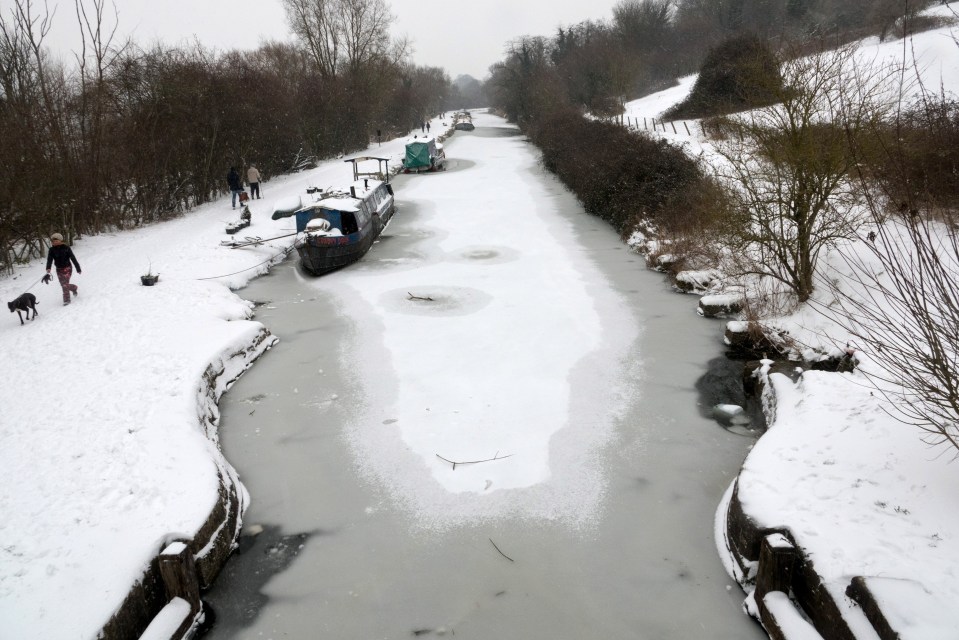  The Kennet and Avon Canal in Bath froze over in March 2018 