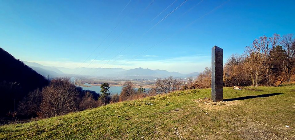 A 13ft "alien" monolith was spotted on Batca Doamnei Hill in the city of Piatra Neamt, Romania on November 26