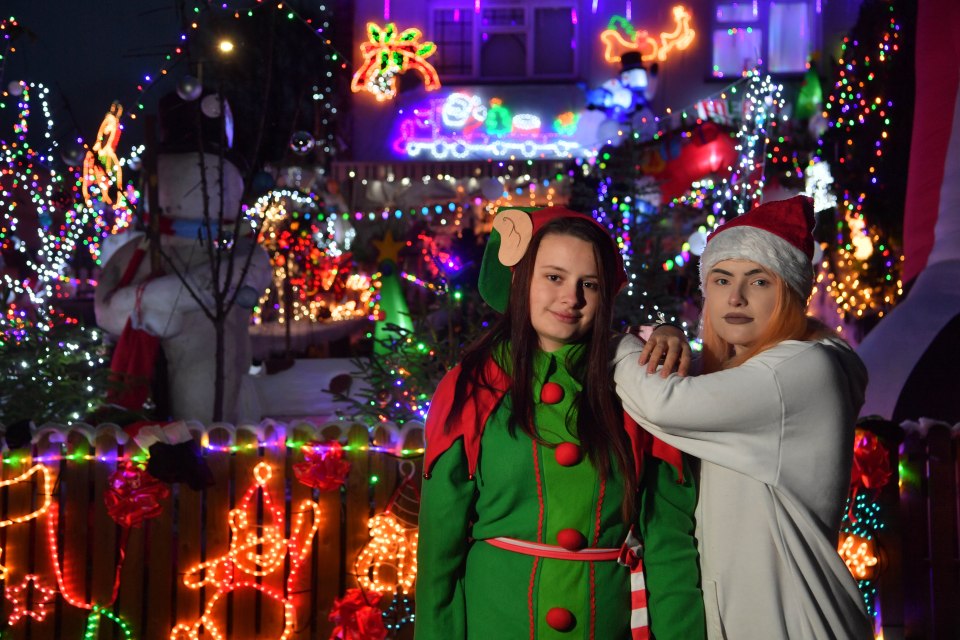 The Christmas lights on the house of Billie and Tiffany Lucas have been switched off amid safety fears