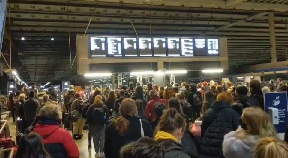 St Pancras Station was packed last night as people left London before the midnight Tier 4 restrictions were brought in