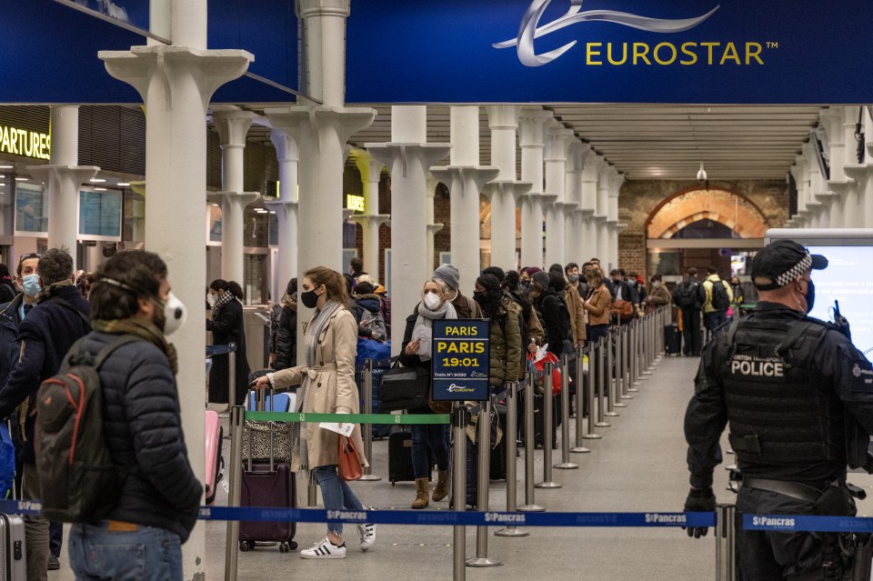 Long queues are seen at St Pancras with the Eurostar set to be shut at 10pm