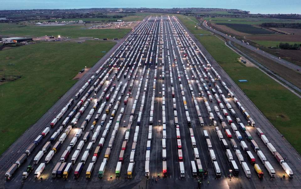 More than 1,500 lorries stuck at Manston airport in Kent 