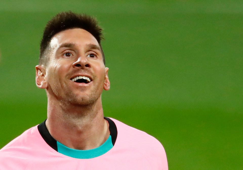 Lionel Messi will have three European giants after his signature