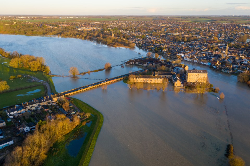 People living near the River Great Ouse have been asked to leave their homes