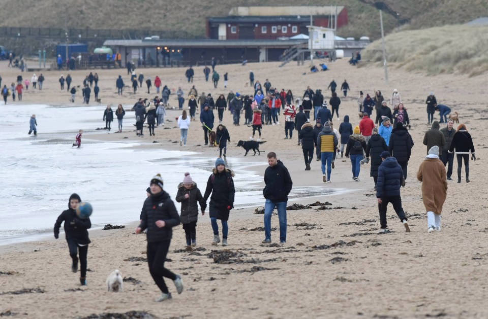 Brits descended on Tynemouth Longsands beach in North Tyneside to go on a stroll