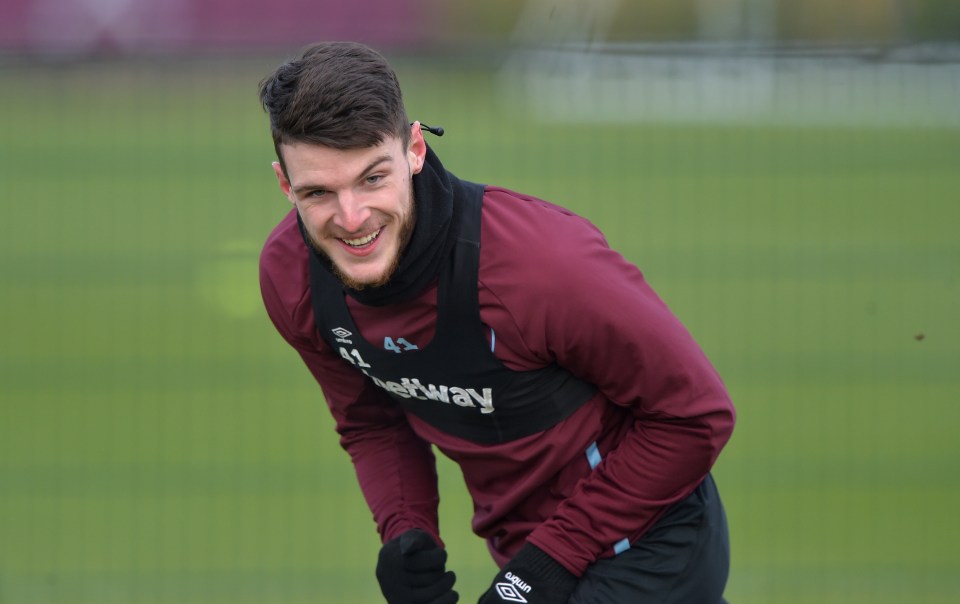 Declan Rice has reportedly told his friends he does not want to leave London for Manchester