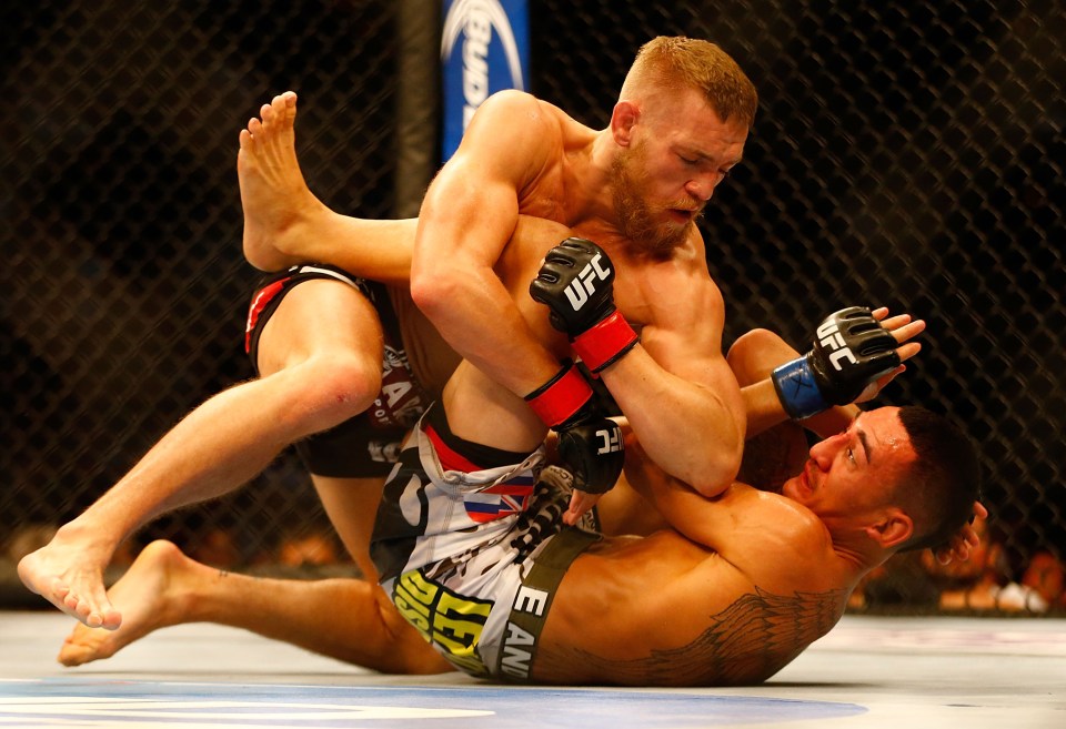 Max Holloway is no match for McGregor in their 2013 fight