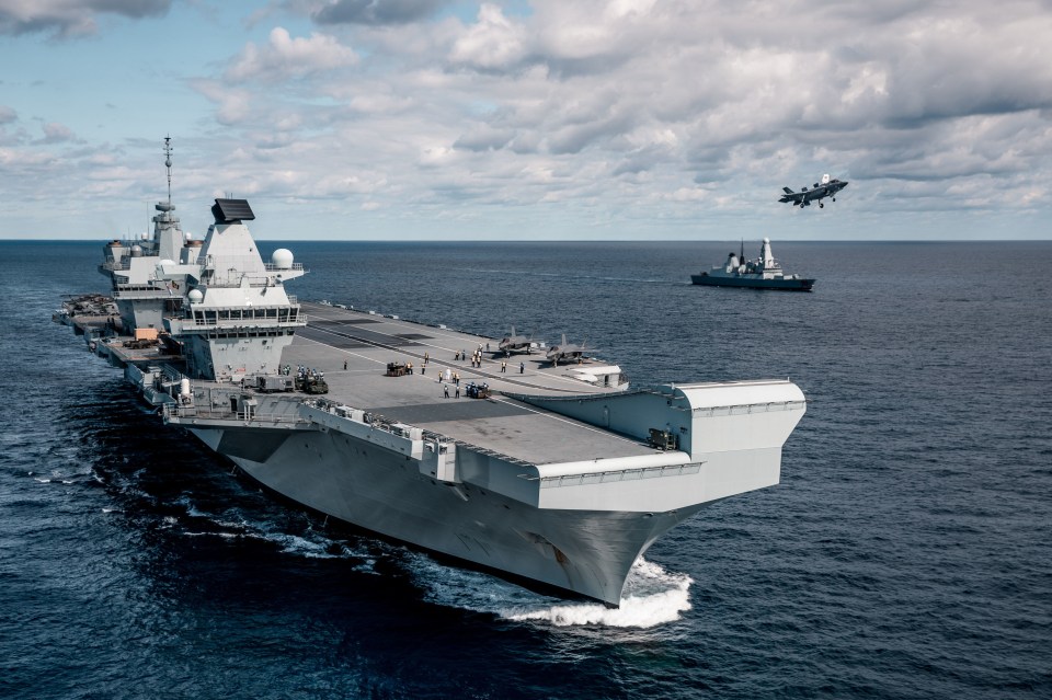 HMS Queen Elizabeth is to deploy to the South China Sea