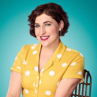 Mayim has taken on the new role of Kat in Call Me Kat