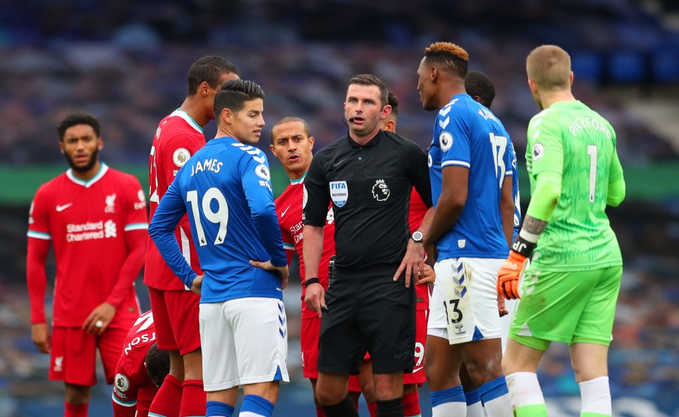 Michael Oliver admitted he was wrong to not send off Jordan Pickford in October's Merseyside derby