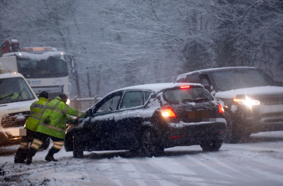 There was traffic chaos in Pool, Leeds, as workers tried to manage stranded cars