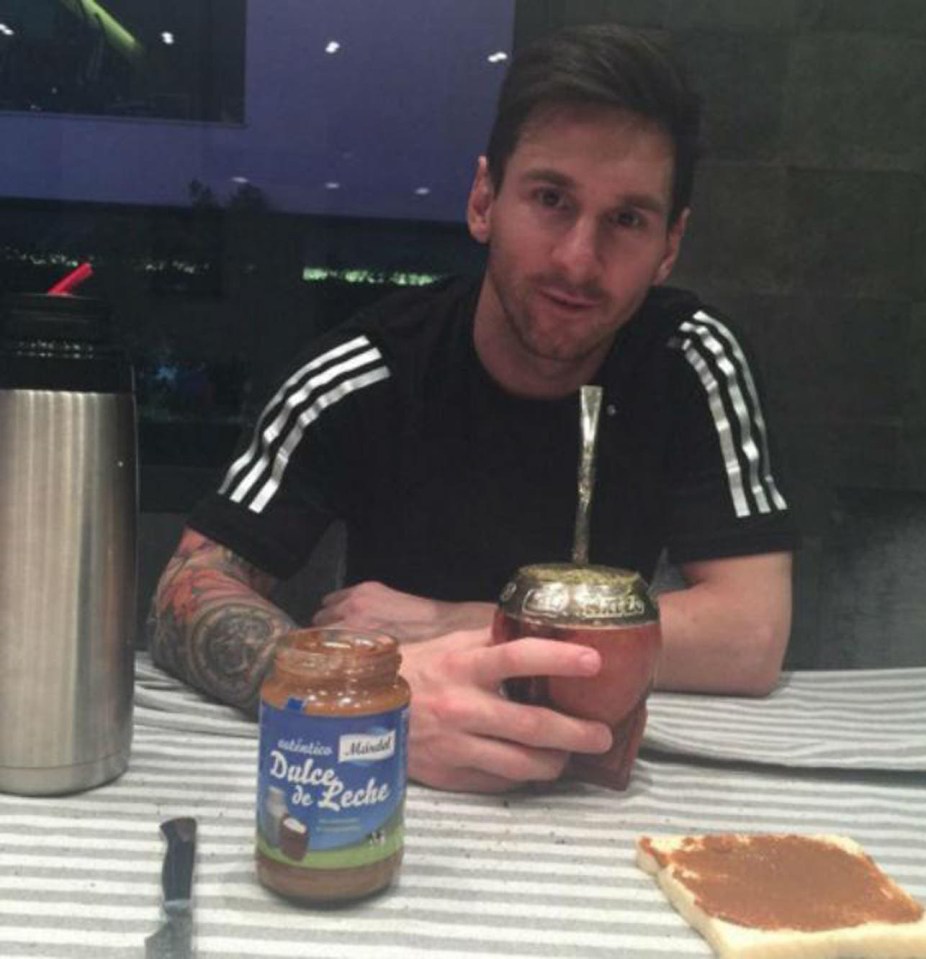 Lionel Messi keeps in simple with a slice of toast with chocolate spread