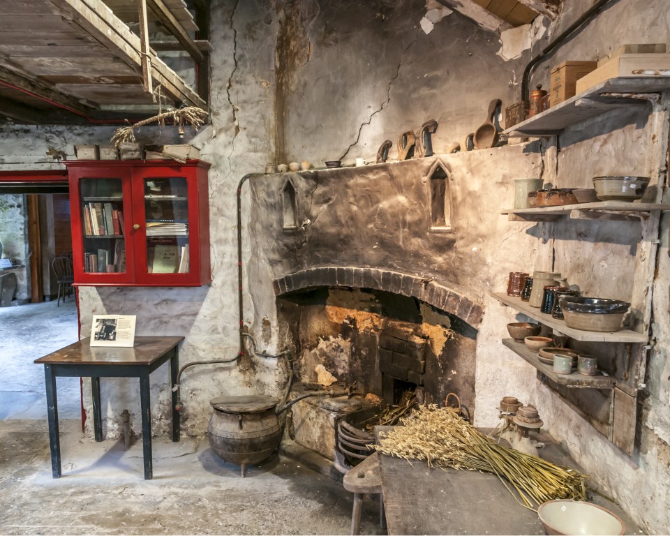 Leach Pottery in St Ives specialises in Japandi crockery