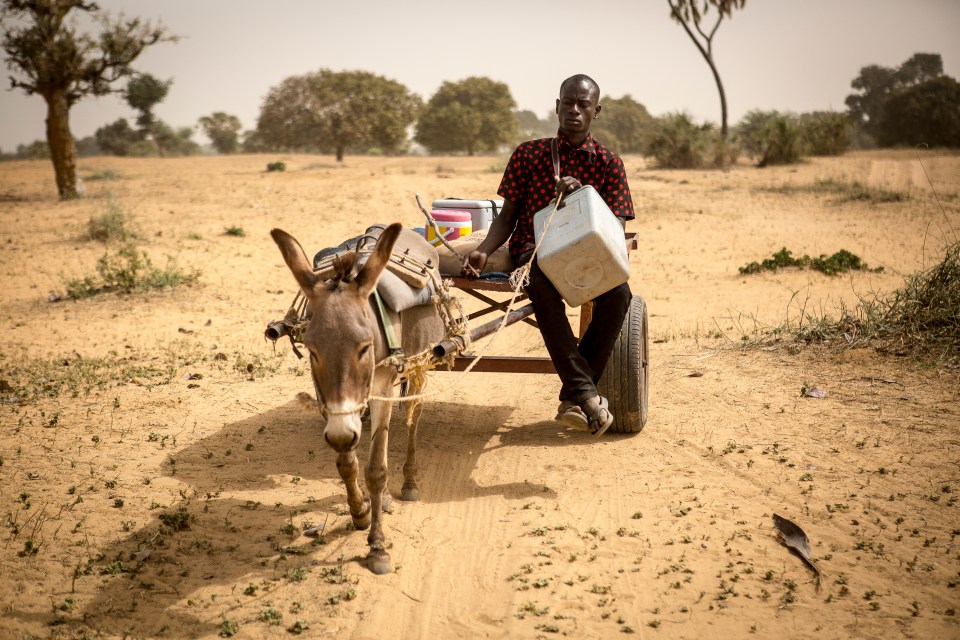 Mamadou is community health worker in Mali's central region of Mopti, where a partial ban on traveling by motorcycle between towns in 2019 significantly limited women’s access to health services